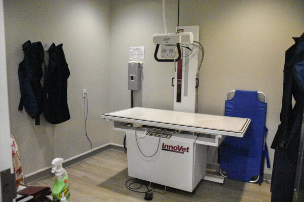 Barnes Lake Veterinary Center_19